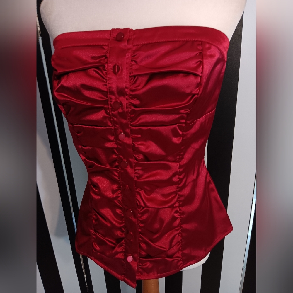 Red Miss Bisou Top - Picture 3 of 10
